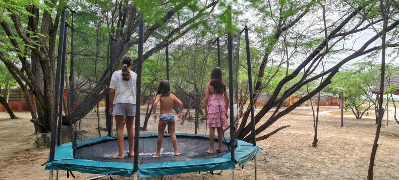 Campement Hakuna Lodge Mar Lodj Екстер'єр фото