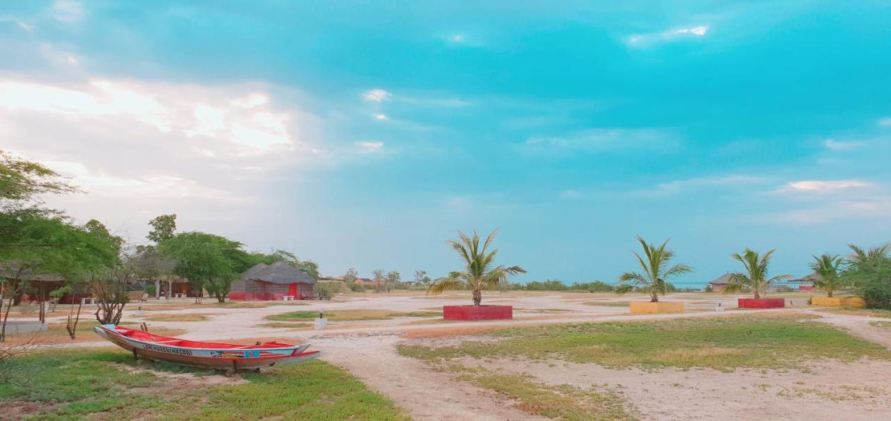 Campement Hakuna Lodge Mar Lodj Екстер'єр фото